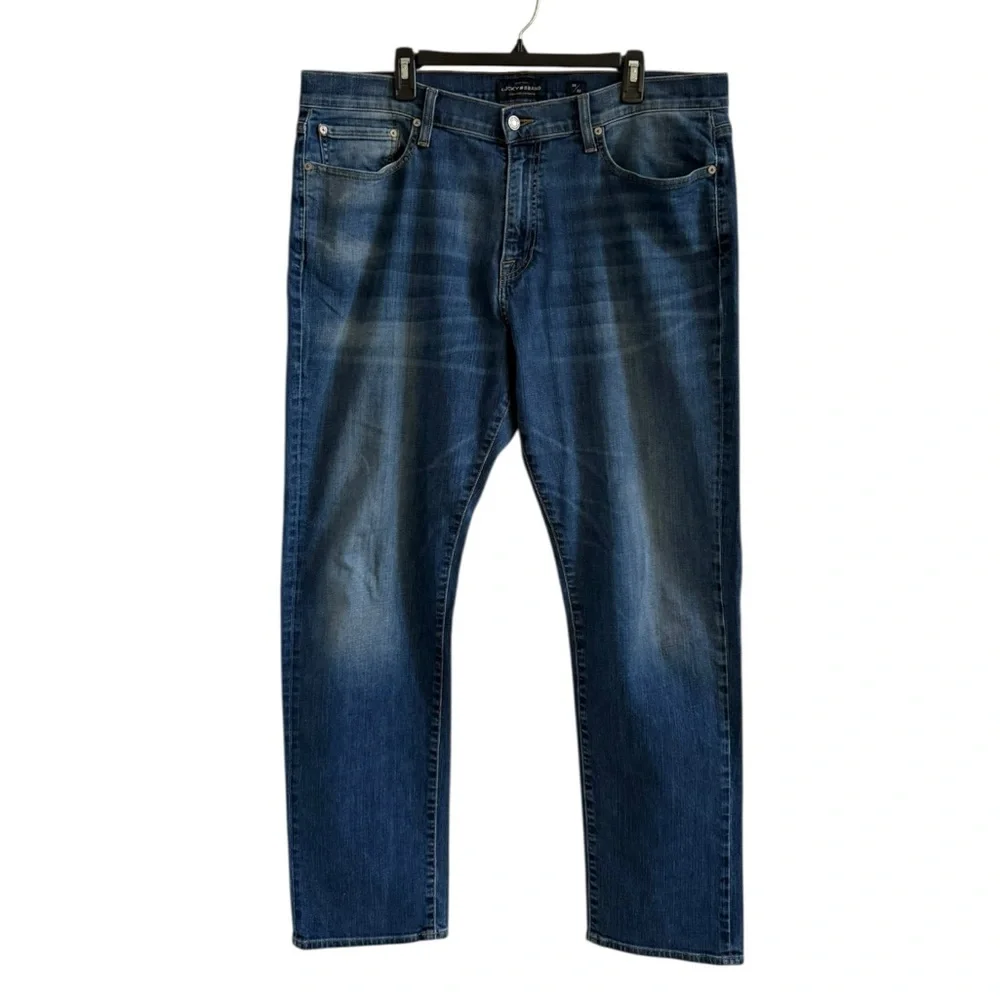 Lucky Brand Men’s Athletic Slim Straight Leg Jeans Size 38W x 32L Relaxed Fit
